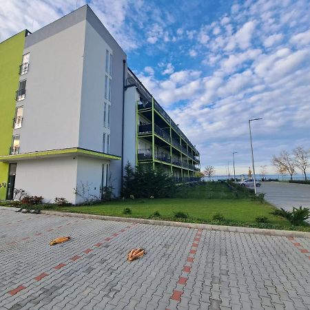 שיופוק Silver Coast Apartman מראה חיצוני תמונה