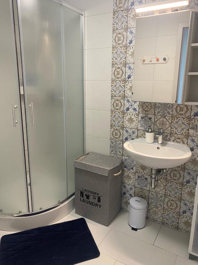 שיופוק Silver Coast Apartman מראה חיצוני תמונה